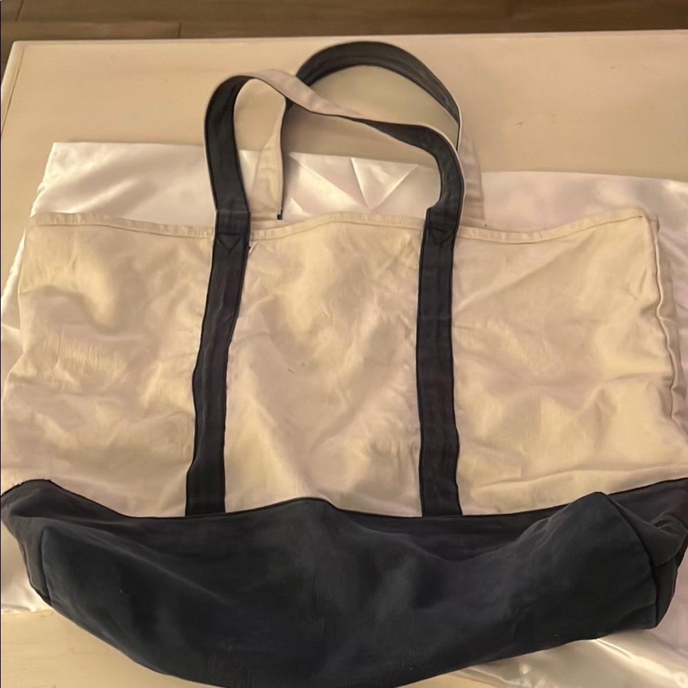 Preloved Stylish Cream and Black Tote Bag Beach Summer Travel (Offers Welcome!)